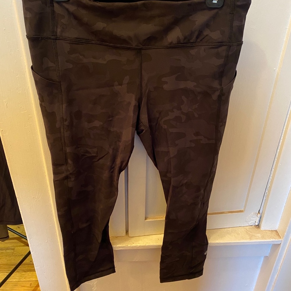 Lulu capris